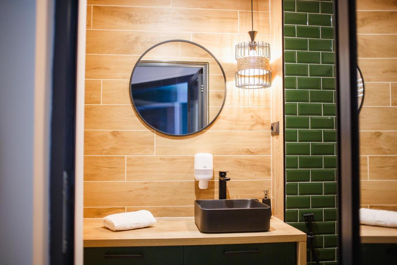 Green Velvet City Retreat Oradea Eksteriør bilde