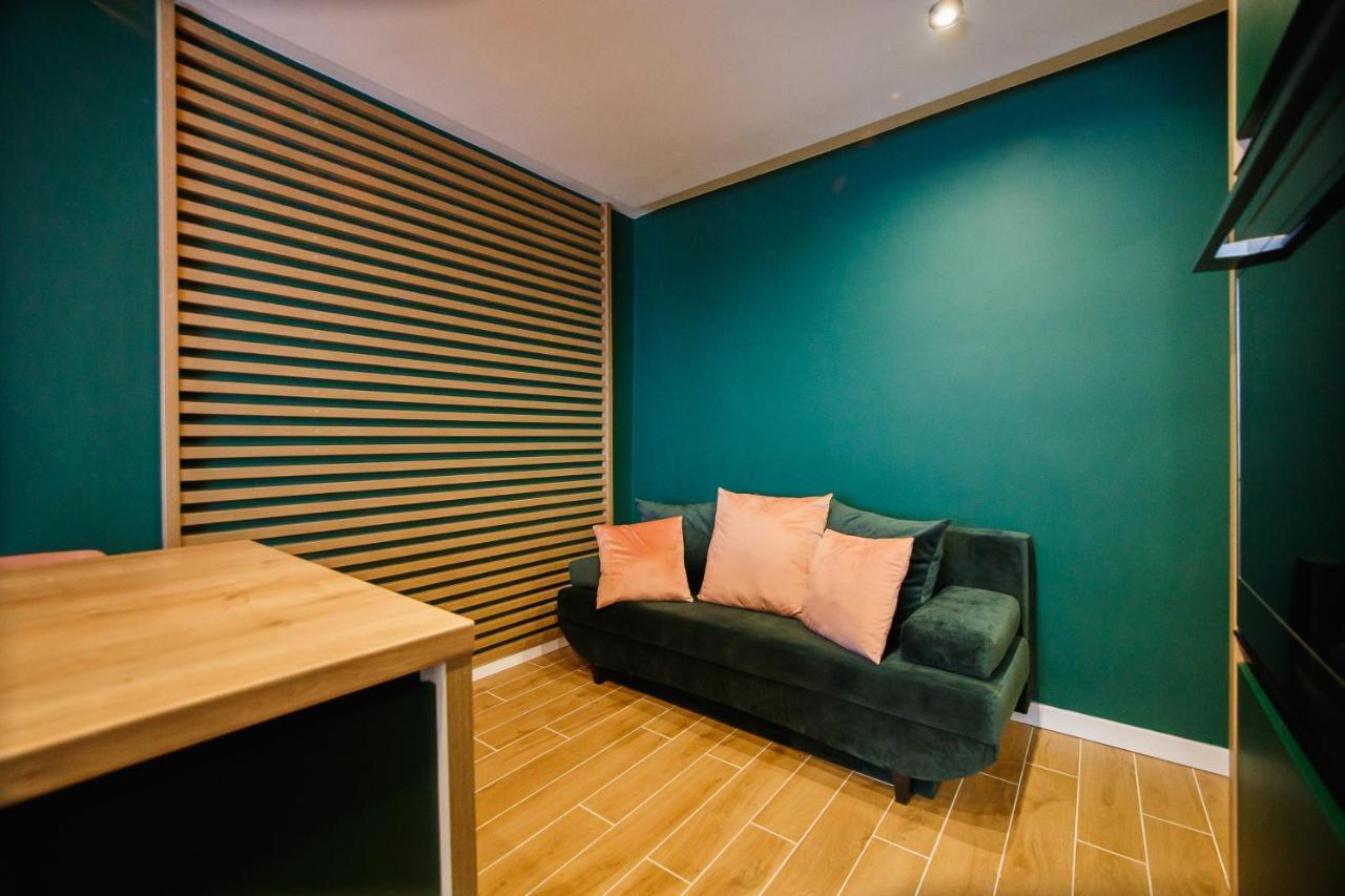 Green Velvet City Retreat Oradea Eksteriør bilde