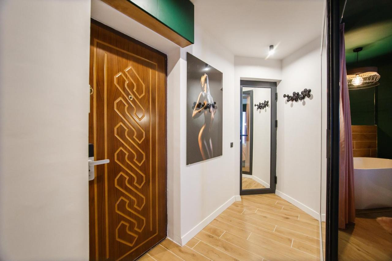 Green Velvet City Retreat Oradea Eksteriør bilde